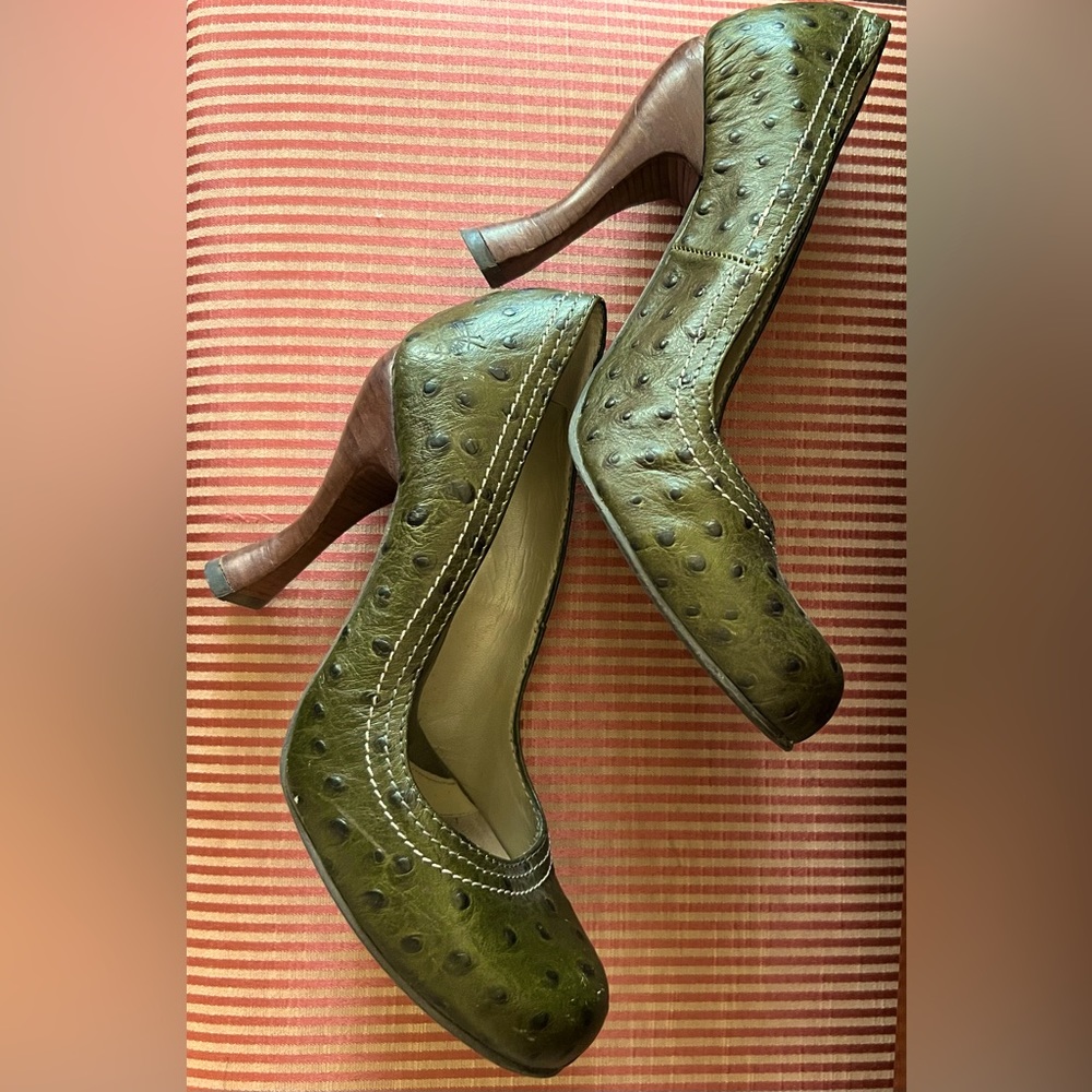 John Fluevog heels size 9